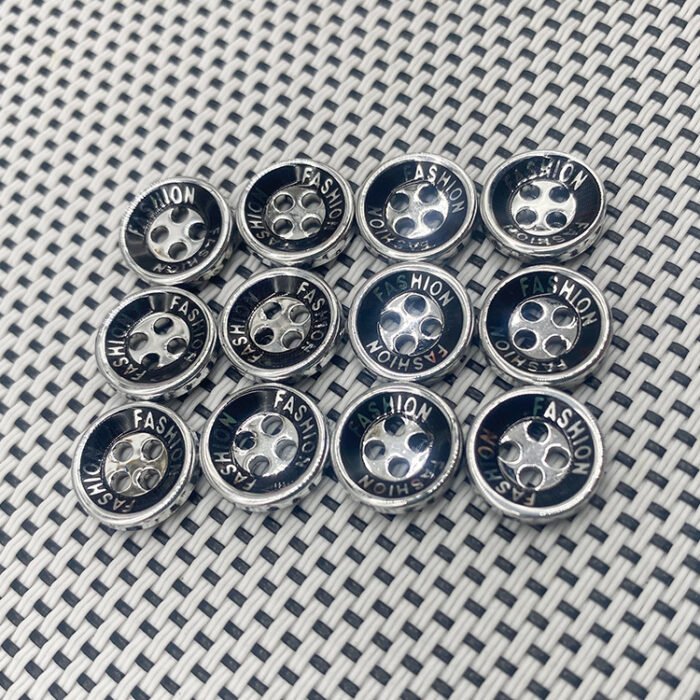 Cúc sơ mi có chữ 1 thành phần