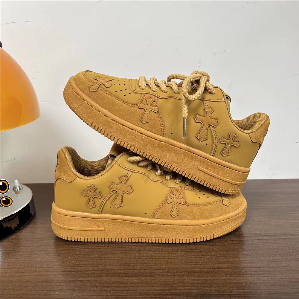 Giày thể thao, giày sneaker