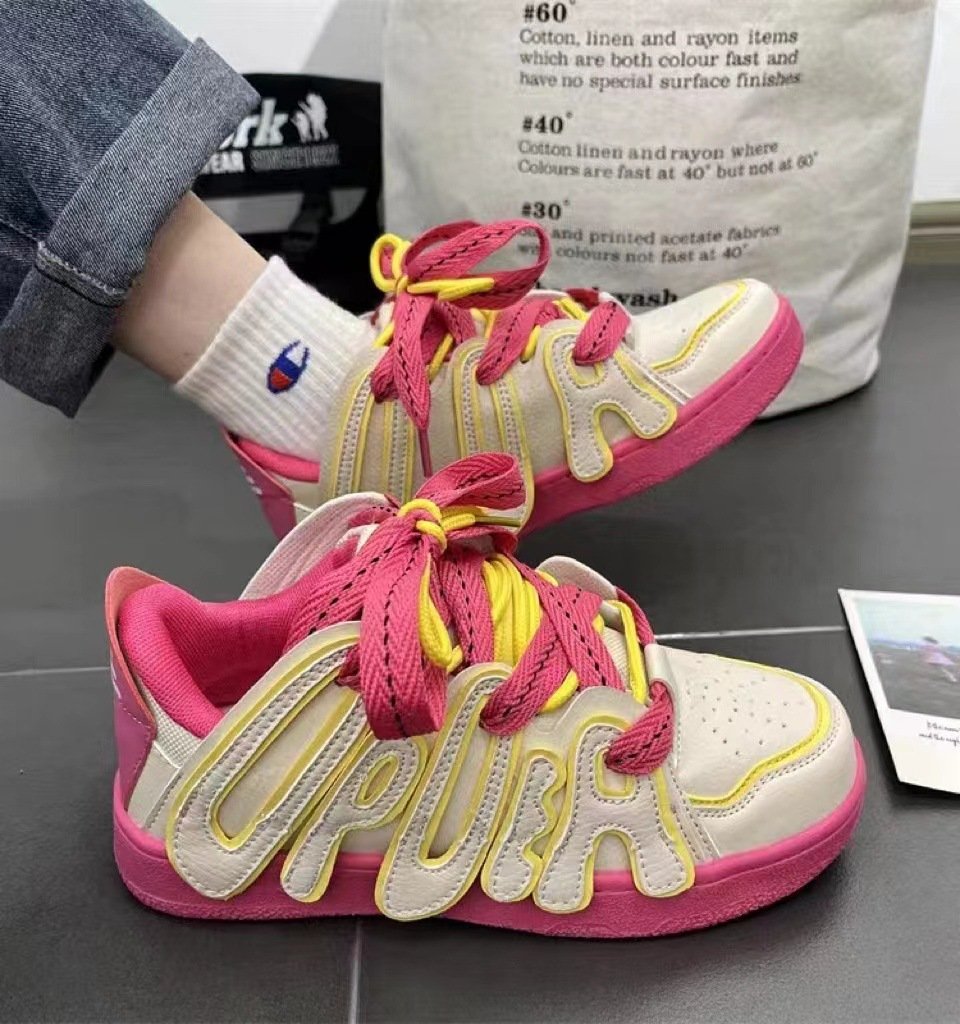 Giày thể thao, giày sneaker