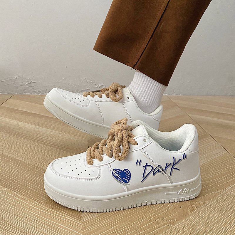 Giày thể thao, giày sneaker