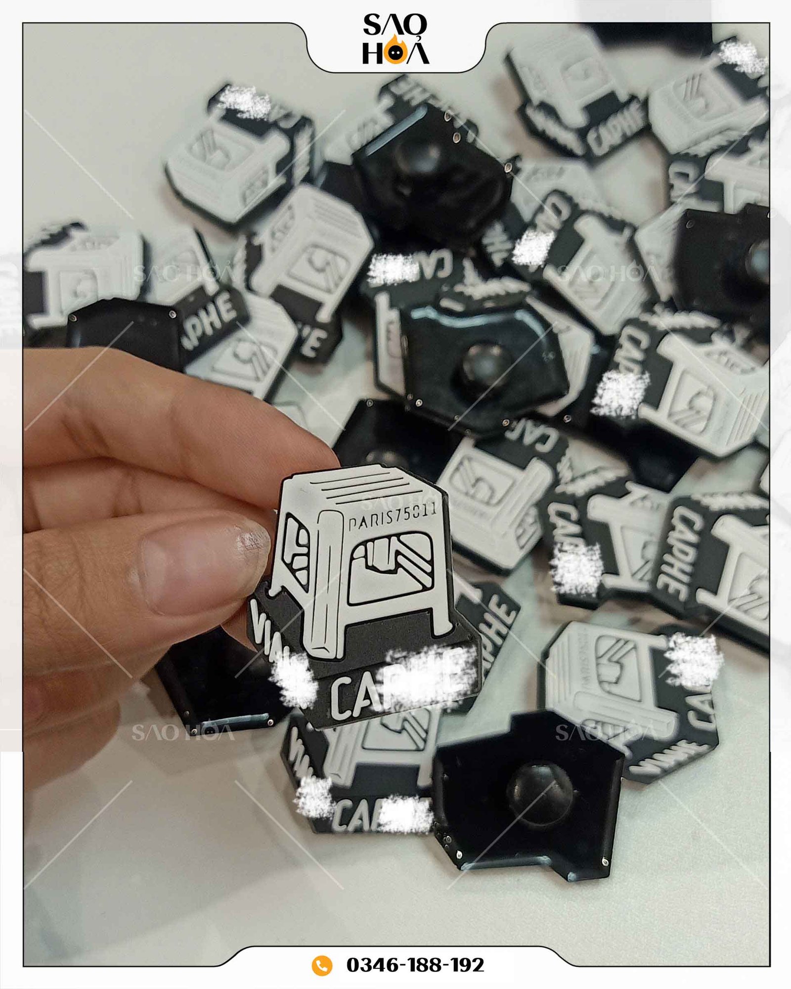 Pl012 Charm Cao Su Logo (1)